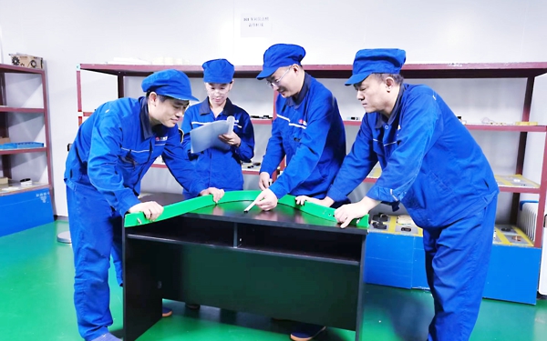 101车间先锋QC小组拍摄：李清.jpg