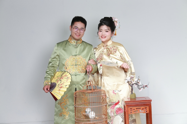 CM中试车间董国强&肖静.jpg