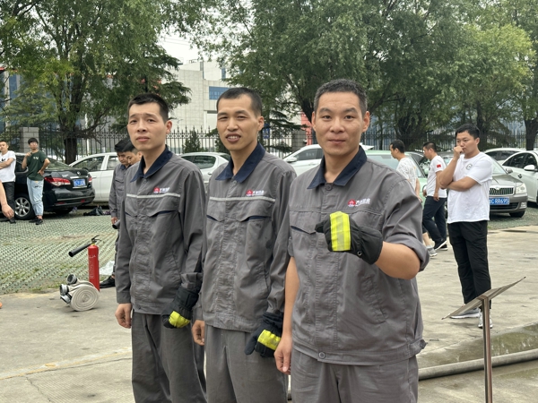 1.安全生产应急救援一等奖原料药事业部605车间.jpg