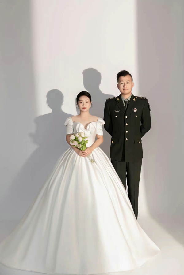 1711766652136337.jpg 205车间王楷杰&许迎雪2.jpg