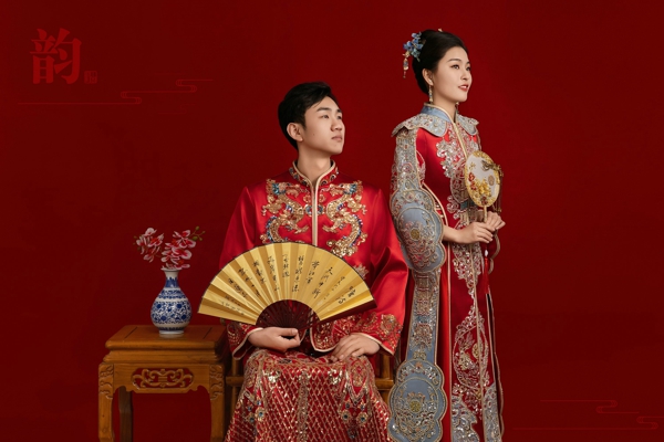 1711766677560531.jpg 211车间赵军杰、李丽婚纱照横版.jpg