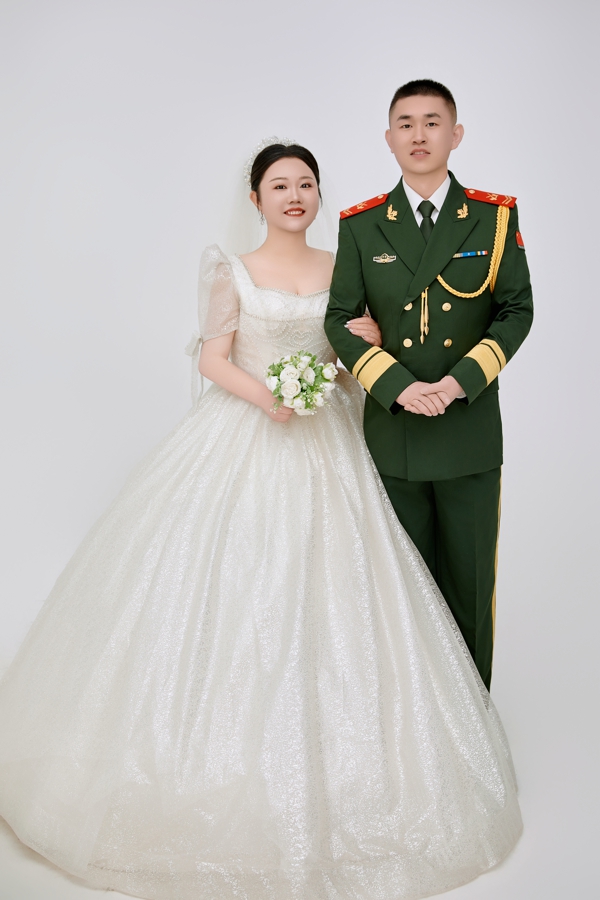 211车间于浩&刘赛君.jpg