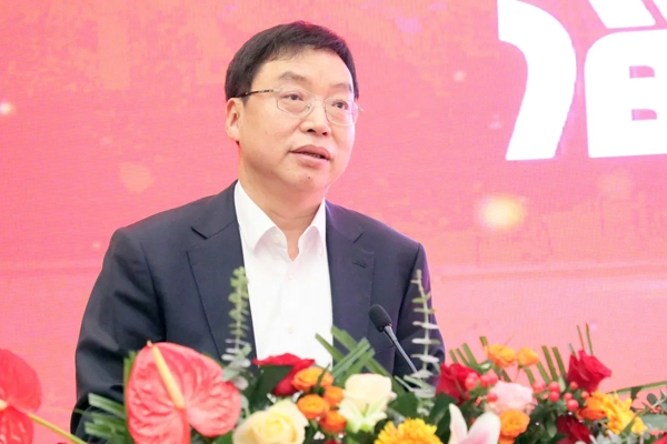 淄博市委副书记、政法委书记、新医药产业链链长杨旭东讲话.jpg