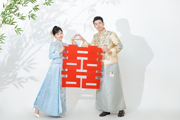 新型业务部谭焕良&财务部耿梦静.jpg