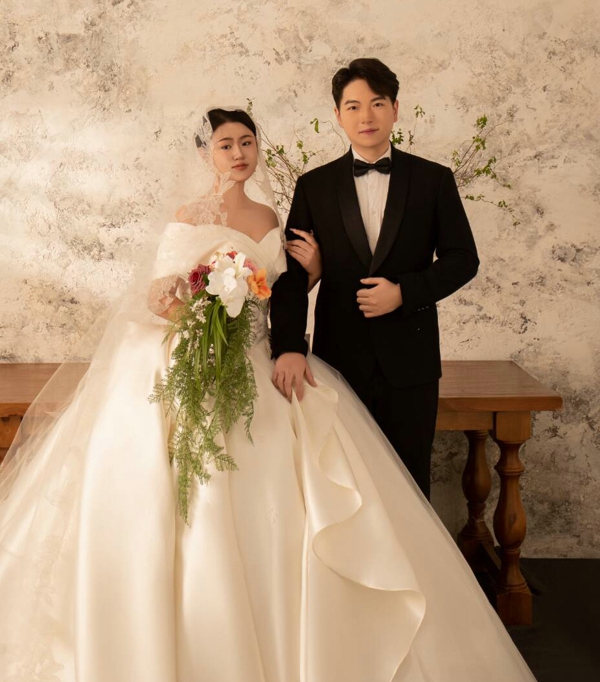 财务部陈泽锐&于佳.jpg