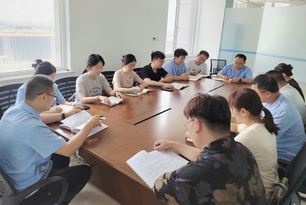 12.现代中药召开主题党课(席瑞.jpg