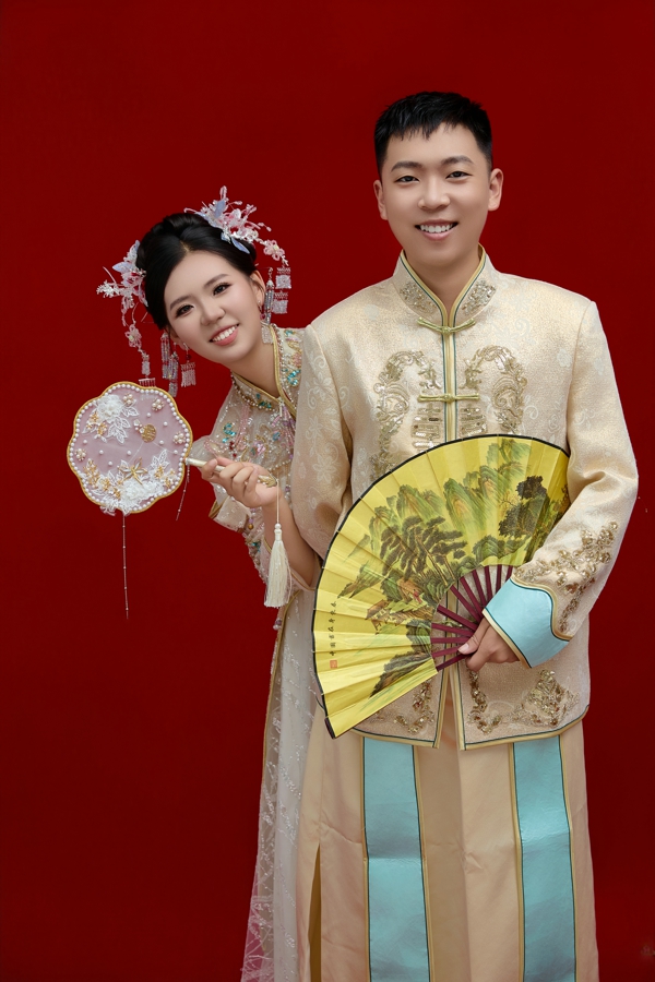 刘瑞清&生物医药事业部CGT中试车间王方莉.jpg