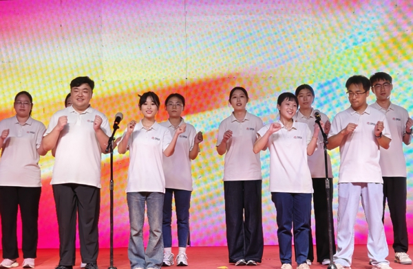 5.新生组《明天会更好》.jpg
