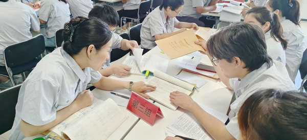 3.技术质量部原始记录展评活动——拍摄者：王聪 (2).jpg