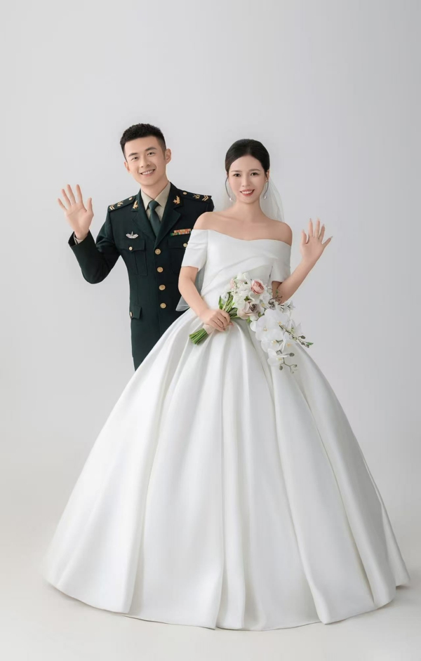 1759213243581230.jpg 张阁&企业管理部沈萌囡.jpg