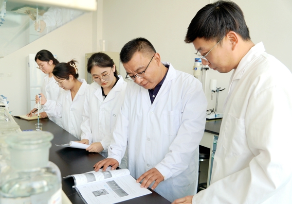 普瑞森医药-普益存QC小组-拍摄： 王立丽 (2).jpg