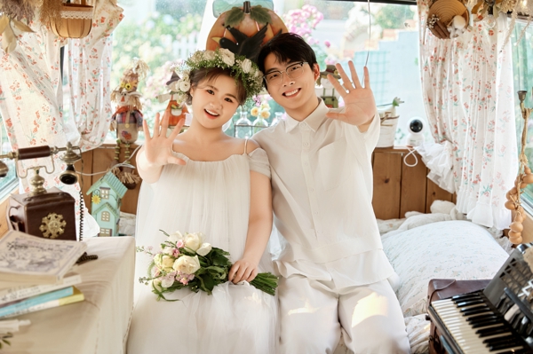 1764404841102277.jpg 边继铠&原料药事业部销售部郭丽烨.jpg