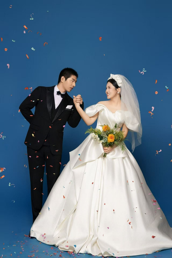 1764404879301954.jpg 蔡钦兴&205车间朱艳卿.jpg