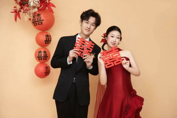 205车间任纪玉&吴玉洁.jpg