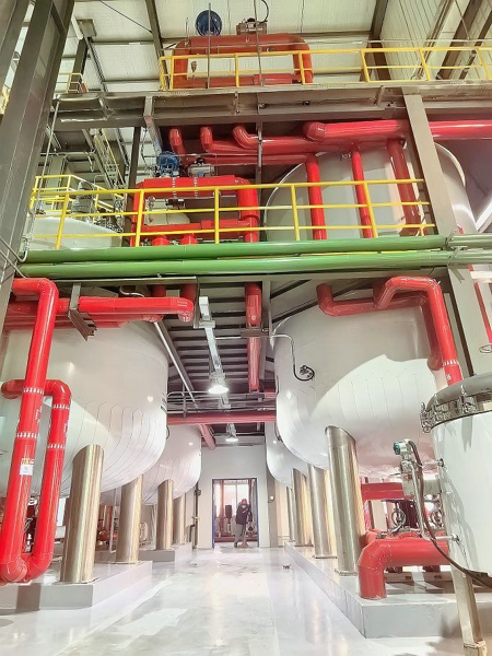 6-611车间母液罐.jpg