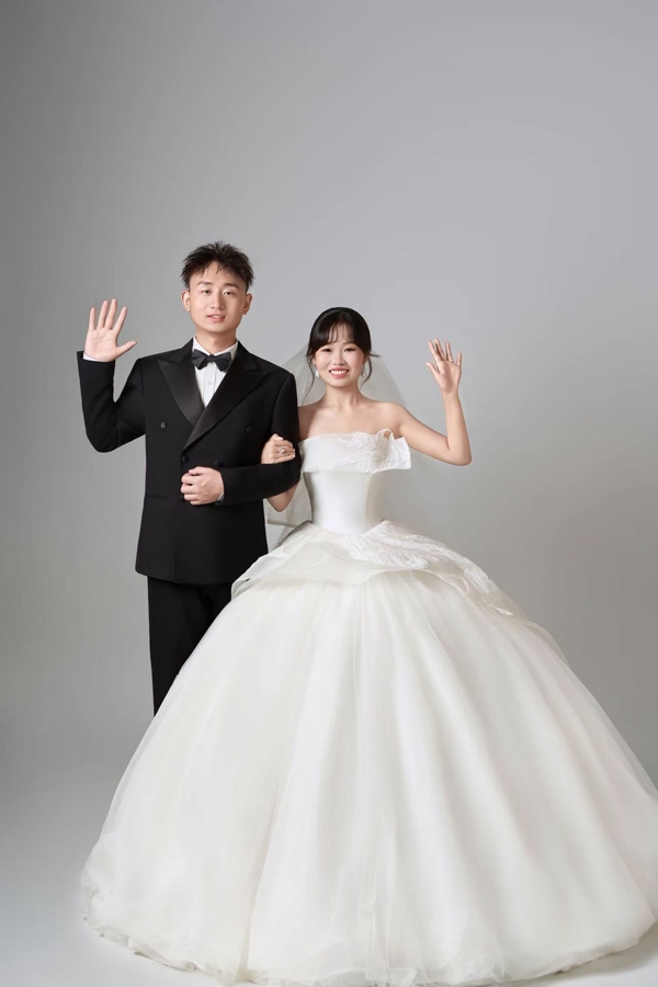 211车间张津硕&王奉云.jpg